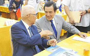 傳蔡英文取消赴金門紀念八二三 馬英九諷：懷疑蔡能否推動金廈通水 