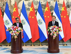 台薩斷交 中媒爭相報導 還興奮驚呼：太快了！ 