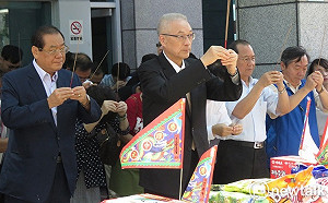 林冠勳酒駕形象影響選情？ 吳敦義長嘆一口氣