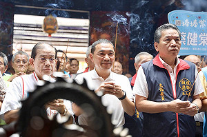 同框展現「厚友誼」  李鴻鈞稱侯友宜：侯市長！