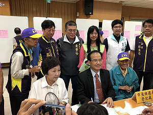 登記無黨籍參選台南 蘇煥智：藍綠綁架台灣