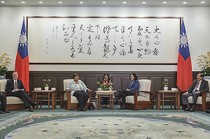 蔡英文：不會輕易屈服中國打壓