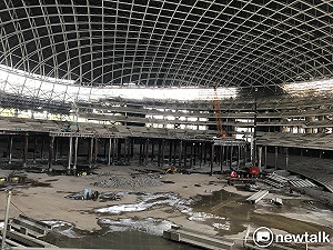 民進黨議員會勘大巨蛋  李慶鋒：柯錯失很多解約的機會