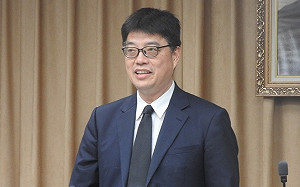 陸委會研擬居住證登記制度 可託他人代辦