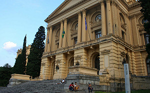 聖保羅博物館閉館擴建 進度緩慢