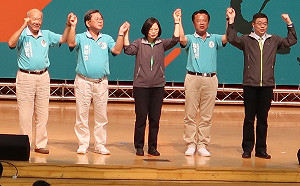 農業縣送大紅包！蔡英文：將拿掉水井規費與登記費