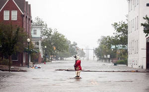怪獸颶風侵襲美國東岸 官員證實至少3死
