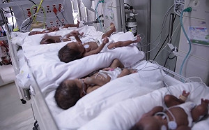 5分鐘5胞胎  南非丈夫幾崩潰妻拒結紮