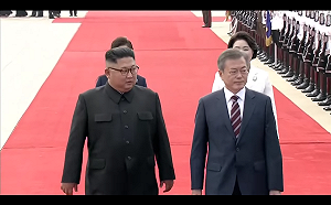 寫新年賀卡給文在寅　金正恩盼明年攜手促進和平