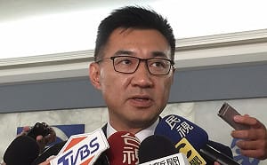 潛艦國造案黑箱？ 江啟臣質疑技術顧問資格 海軍：符合規定