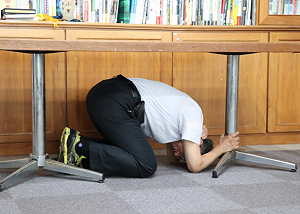 縣市首長避難姿勢照  柯文哲最標準