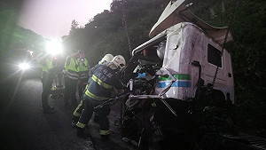 凌晨國3死亡車禍  排除酒駕翻車原因調查中