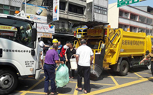 塑膠袋要不要回收？環保署：先簡化種類提高再利用機會