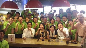 陳菊、陳其邁同台攜手  推動新農業延續進步價值