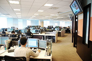 畢業季效應 8月失業率3.87%