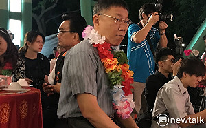 錕P批選舉有人不辯論？柯P：我簽什麼已經忘記