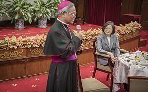 感謝奉獻 總統：以馬偕計畫及國籍法照顧在台天主教神職人員