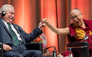 達賴喇嘛：暴力解決爭議無濟於事、非暴力途徑是唯一解方