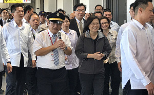 台鐵花蓮新站啟用  蔡英文親赴現場視察