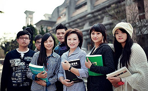 嘉義市議會挺大學自主 邀請管中閔演講