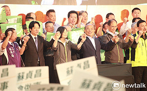 百工百業新北壓軸！蔡英文現身為蘇貞昌站台