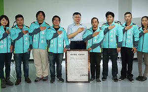 為澎湖青年陣線寫推薦信  柯文哲：年輕人願服務社會應支持