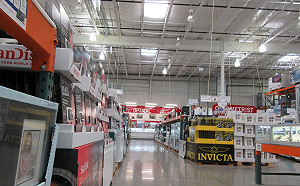 女美式賣場遭打屁股 男子性騷擾判罰定讞