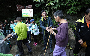 柯P參加秦慧珠總部成立  姚文智：兩岸一家親和九二共識開始棄保