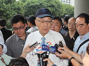 黨主席扮名嘴  國民黨推吳敦義開直播節目拚選戰