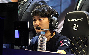 英雄聯盟世界賽》毫無壓力！FW 26分鐘快速輾壓PVB