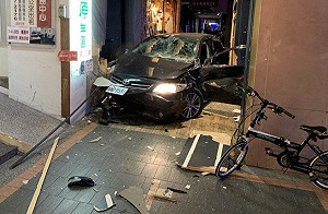 競速撞騎樓奪3命 主嫌謝亞軒無人交保改裁羈押