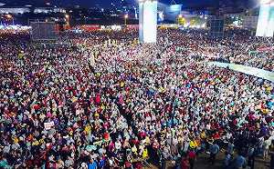 讀者投書》騙人家沒去過造勢場？黃暐翰拍國民黨馬屁也要有點常識阿…