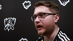 英雄聯盟世界賽》設局讓Uzi選凱莎　VIT Jactroll：小狗是人不是神