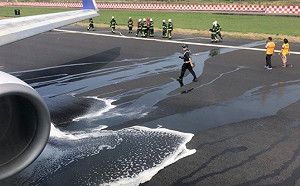 華航爆胎 小港機場延長關閉至17時 影響逾1600旅客