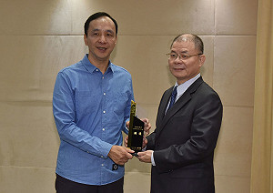 治安連3年奪冠認證 駁「生鏽」說朱立倫暗批蘇營「不道德」