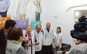 姚文智批柯P  柯媽護子嗆聲：姚文智最沒路用