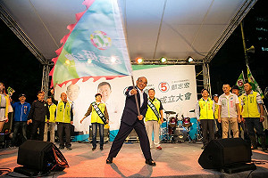 一晚衝兩場！蘇貞昌：票投1號讓新北衝第一