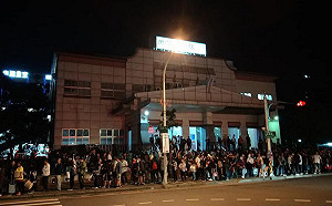 免費疏運非詐騙！宜蘭一群熱血司機讓普悠瑪不幸事故多了溫馨