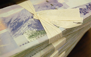 週刊爆：中資介入賭盤恐左右選情 警追查350億金流流向