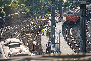 三天搶通  總統蔡英文臉書發文感謝台鐵員工努力