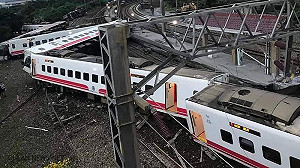 讓證據說話！政院調查小組將納入台鐵資深駕駛