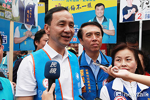 回鄉陪陳學聖掃街  朱立倫籲人民覺醒翻轉桃園