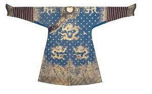 乾隆龍袍當化裝舞會服  拍賣場上再見中華風
