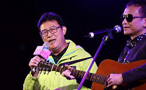 用歌聲完勝柯P！姚文智站台阮昭雄 高唱家後獻給老婆