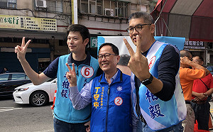 柯文哲聲援婦聯會 丁守中：他向藍軍灌迷湯、挖選票