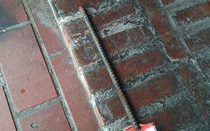 快訊〉(影)台北市勞動局長賴香伶於市府辦公室內遭人持鋼筋毆傷