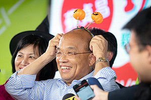 周末兩場親子互動趴 蘇貞昌帶小朋友闖關玩嗨