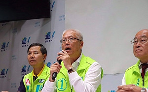 林智堅衝破4成支持率? 謝文進團隊：操弄選舉有失公信力