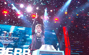 韓國走下神壇！Serral奪《星海爭霸II》WCS全球總冠軍成非韓首人