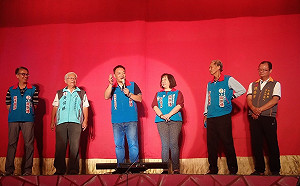 鄭成功傳奇開演爆棚 高思博：用傳統歷史拚觀光